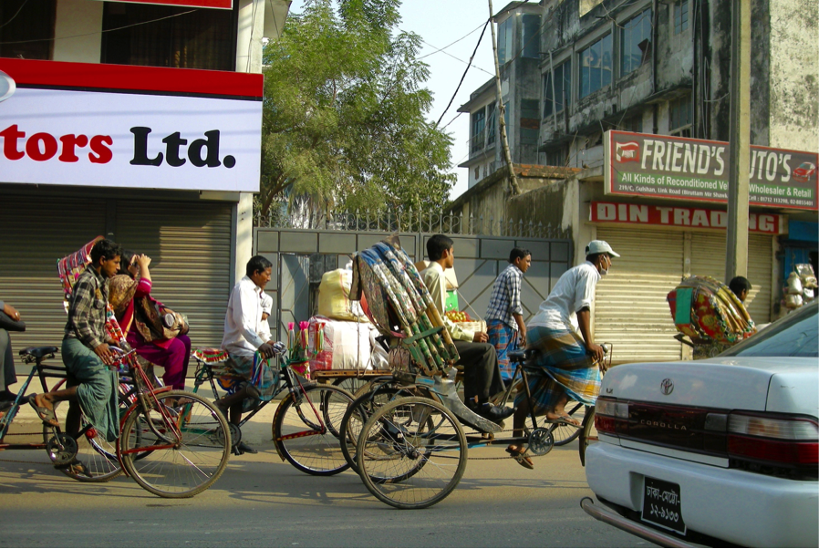 A typical street scene in Dhaka, Bangladesh